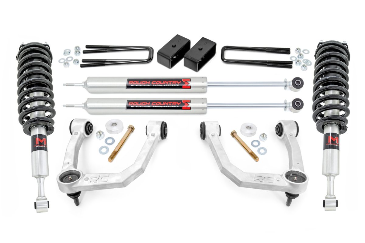 Toyota Tacoma Suspension Lift Kit - Rough Country - UCA | M1 Struts | 3.5 Inch Lift - '05-'23